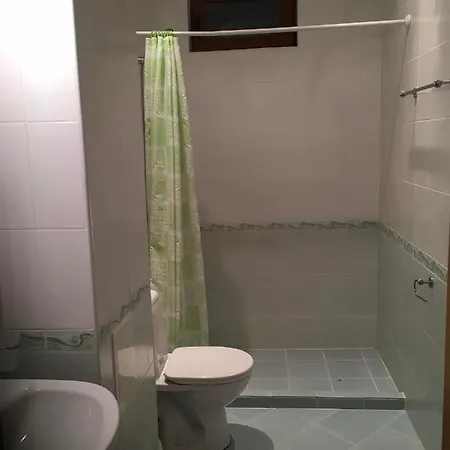 Enchanting 2 Bed Villa At The Vineyards Spa Resort Апартамент